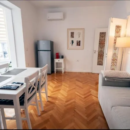 Soleil M Shyri Old Town *