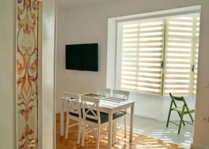 Soleil M Shyri Old Town Apartment Tirana